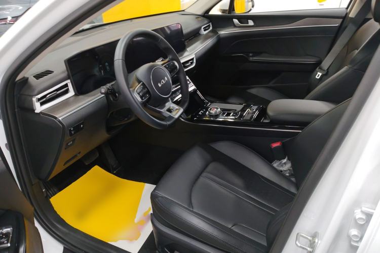 Used Kia K5 2025 1.5T Luxury Edition Left Front Seat