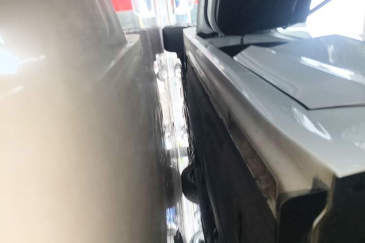 Used Kia K5 2025 1.5T Luxury Edition Left Side Sill
