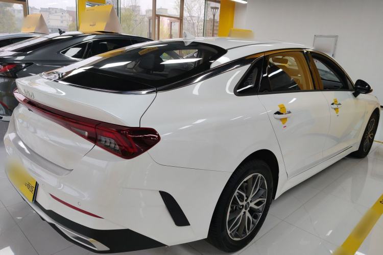 Used Kia K5 2025 1.5T Luxury Edition Rear Right 45 Deg