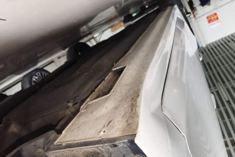Used Kia K5 2025 1.5T Luxury Edition Right Side Sill
