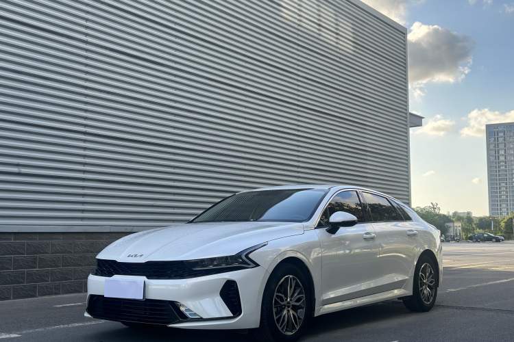 Kia K5 2025 1.5T Luxury Edition