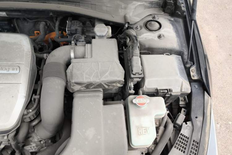 Used Kia K5 New Energy 2018 2.0L Smart Enjoyment Version Engine Bay Left