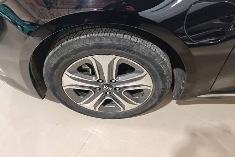 Used Kia K5 New Energy 2018 2.0L Smart Enjoyment Version Exterior 4