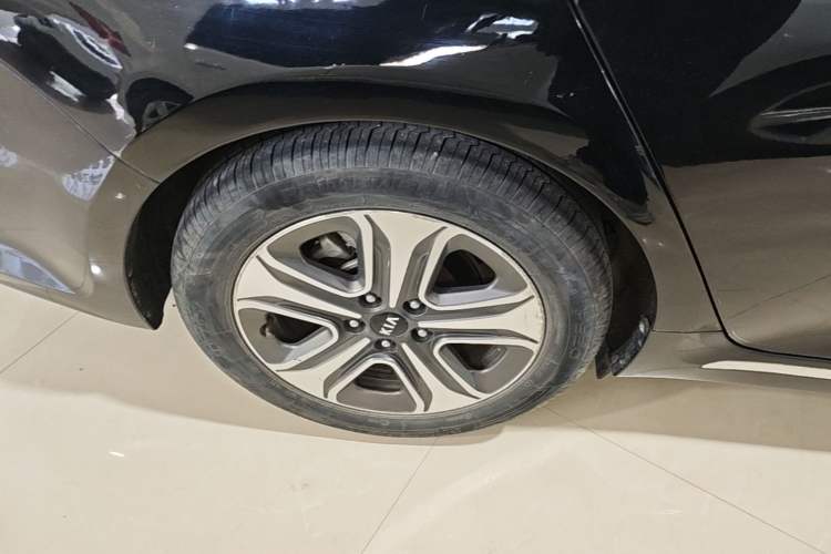 Used Kia K5 New Energy 2018 2.0L Smart Enjoyment Version Exterior 5