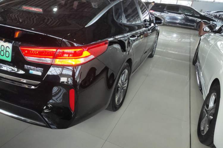 Used Kia K5 New Energy 2018 2.0L Smart Enjoyment Version Exterior 6