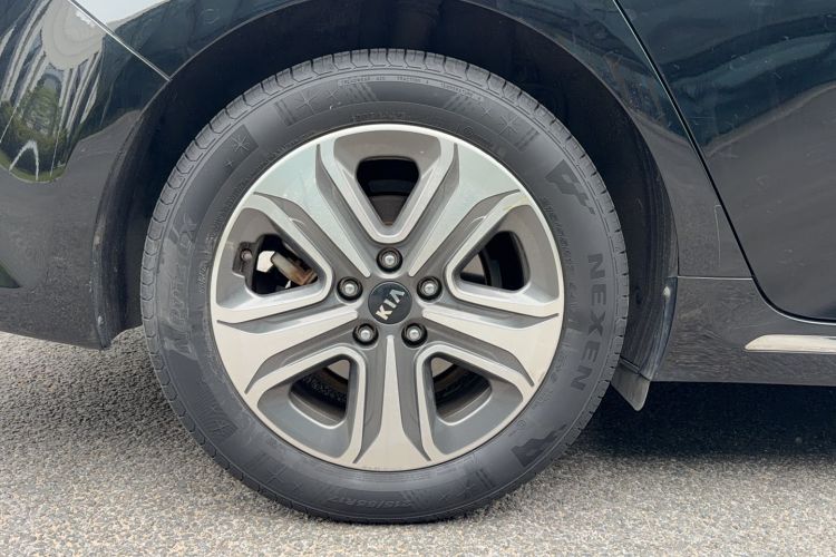 Used Kia K5 New Energy 2018 2.0L ZhiZun Edition Exterior 6