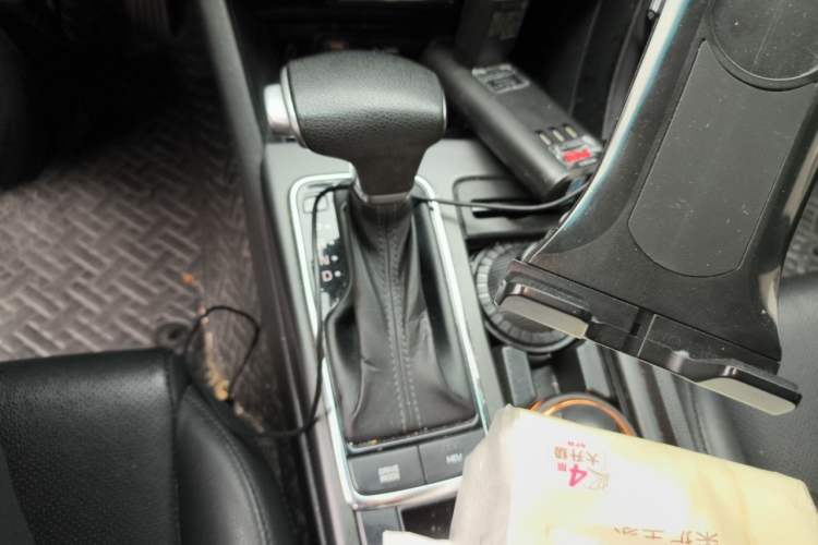 Used Kia K5 New Energy 2018 2.0L Smart Enjoyment Version Gear Lever