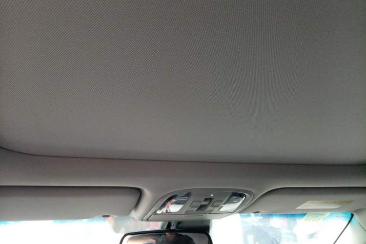 Used Kia K5 New Energy 2018 2.0L ZhiZun Edition Headliner