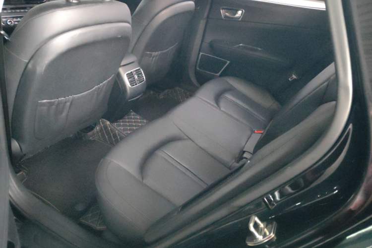 Used Kia K5 New Energy 2018 2.0L Smart Enjoyment Version Interior 4