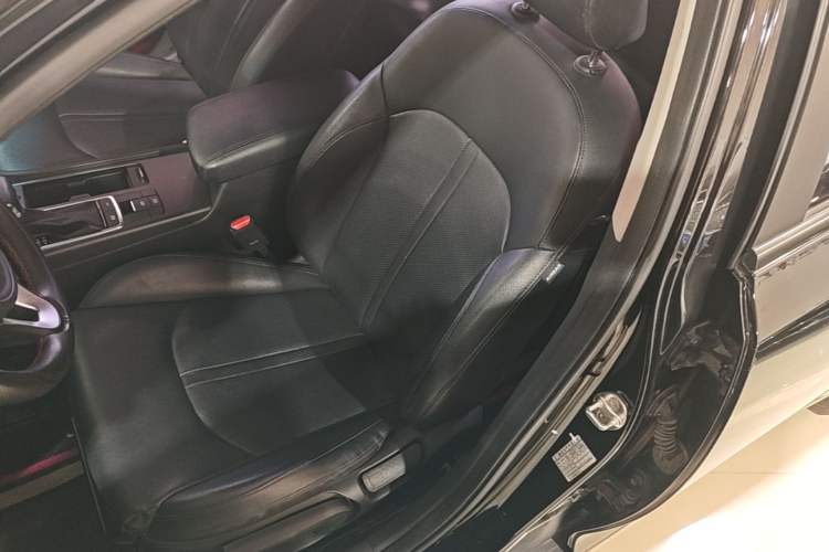 Used Kia K5 New Energy 2018 2.0L Smart Enjoyment Version Left Front Seat