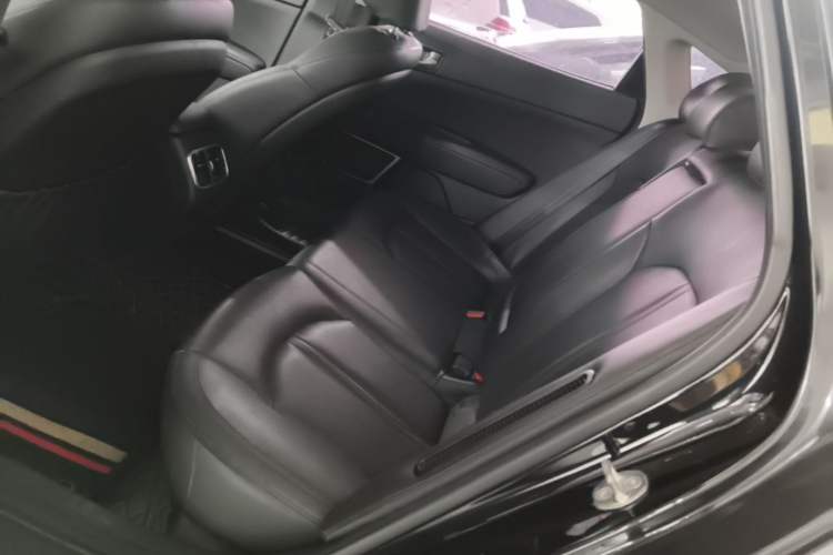 Used Kia K5 New Energy 2018 2.0L Smart Enjoyment Version Left Rear Seat