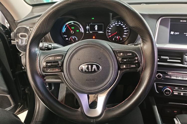 Used Kia K5 New Energy 2018 2.0L Smart Enjoyment Version Steering Wheel