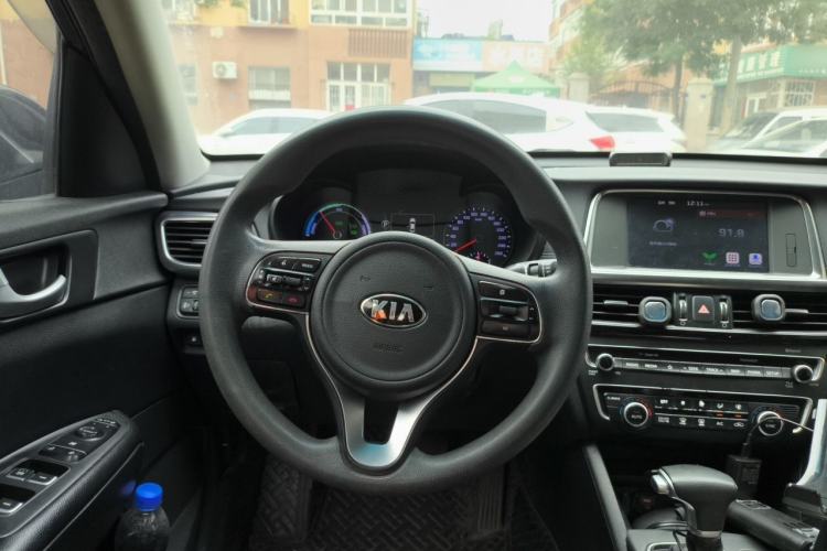 Used Kia K5 New Energy 2018 2.0L Smart Enjoyment Version Steering Wheel