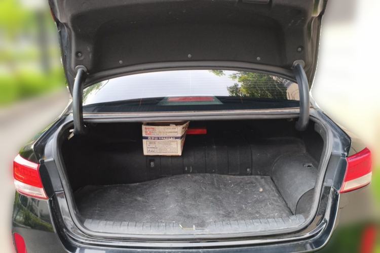 Used Kia K5 New Energy 2018 2.0L Smart Enjoyment Version Trunk
