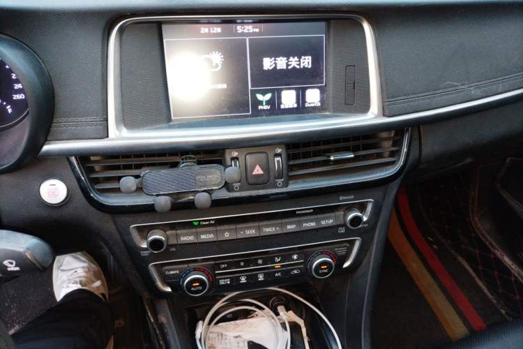 Used Kia K5 New Energy 2018 2.0L Smart Enjoyment Version Audio And AC Panel
