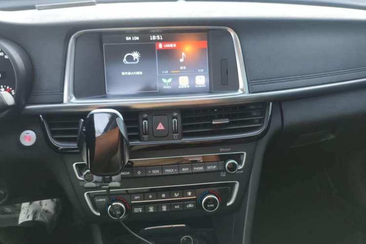 Used Kia K5 New Energy 2018 2.0L Smart Enjoyment Version Audio And AC Panel