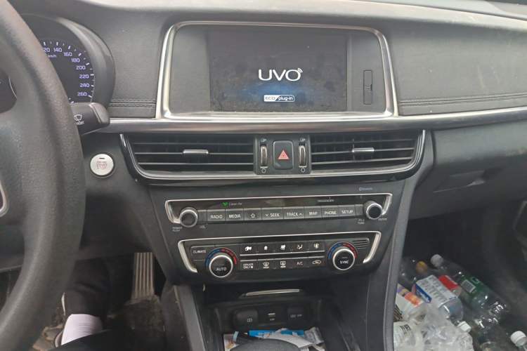 Used Kia K5 New Energy 2018 2.0L Smart Enjoyment Version Audio And AC Panel