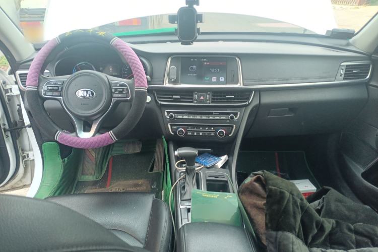 Used Kia K5 New Energy 2018 2.0L Smart Enjoyment Version Center Console