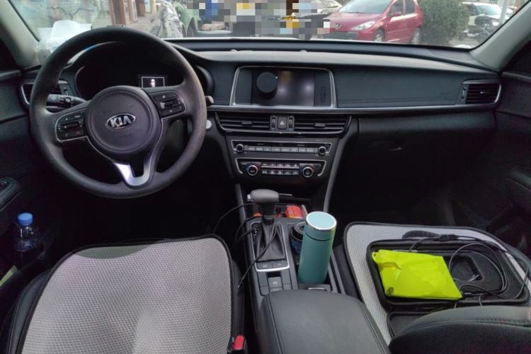 Used Kia K5 New Energy 2018 2.0L Smart Enjoyment Version Center Console