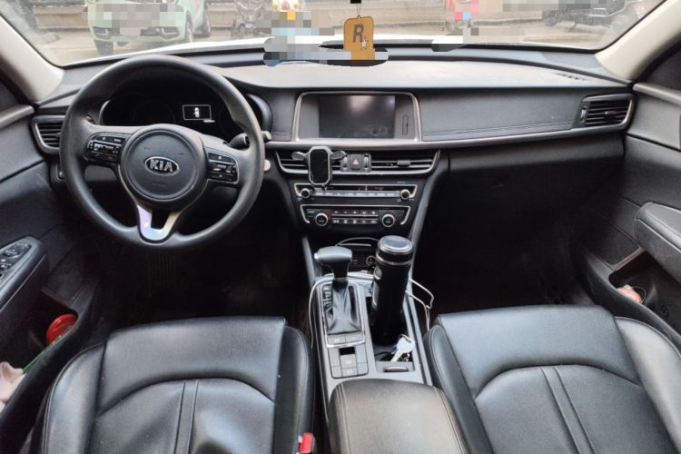 Used Kia K5 New Energy 2018 2.0L Smart Enjoyment Version Center Console