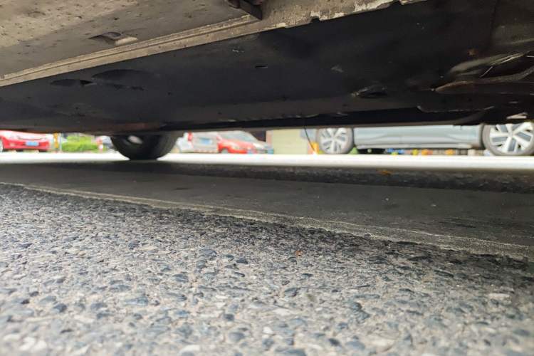 Used Kia K5 New Energy 2018 2.0L ZhiZun Edition Chassis Front Right