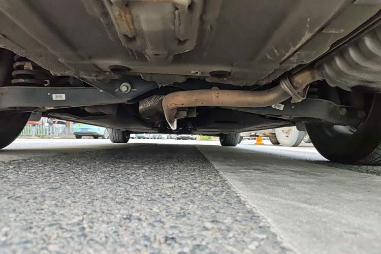 Used Kia K5 New Energy 2018 2.0L ZhiZun Edition Chassis Rear