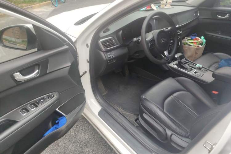 Used Kia K5 New Energy 2018 2.0L Smart Enjoyment Version Driver Seat