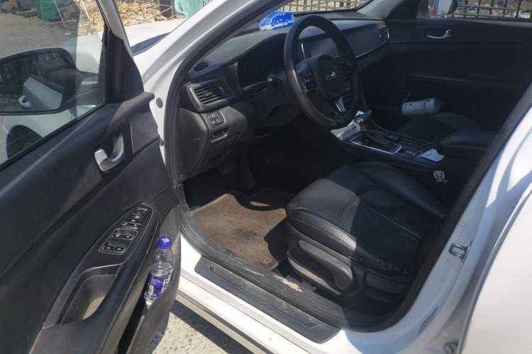 Used Kia K5 New Energy 2018 2.0L Smart Enjoyment Version Driver Seat