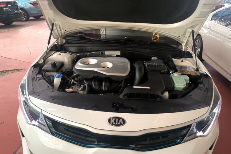 Used Kia K5 New Energy 2018 2.0L Smart Enjoyment Version Engine Bay