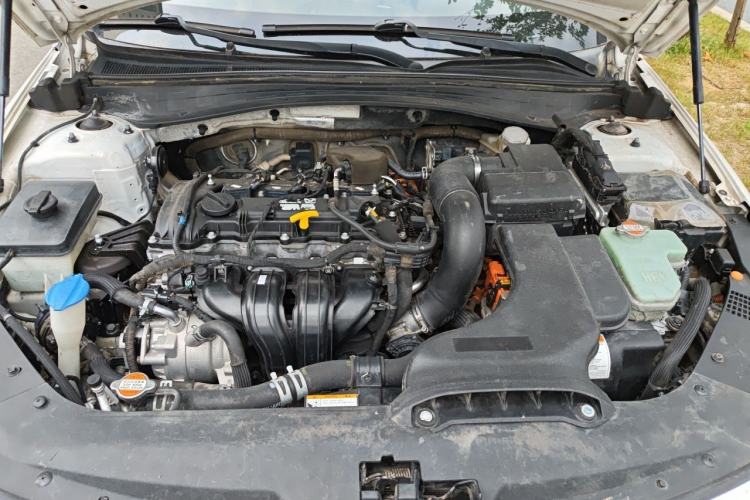 Used Kia K5 New Energy 2018 2.0L Smart Enjoyment Version Engine Bay