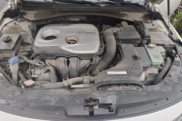 Used Kia K5 New Energy 2018 2.0L Smart Enjoyment Version Engine Bay