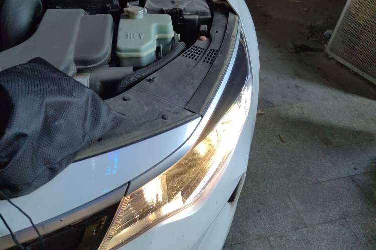 Used Kia K5 New Energy 2018 2.0L Smart Enjoyment Version Engine Bay Left
