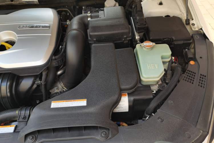 Used Kia K5 New Energy 2018 2.0L Smart Enjoyment Version Engine Bay Left