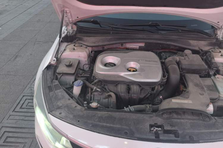 Used Kia K5 New Energy 2018 2.0L Smart Enjoyment Version Engine Bay Right