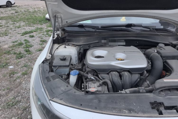 Used Kia K5 New Energy 2018 2.0L Smart Enjoyment Version Engine Bay Right