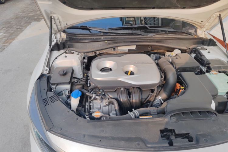 Used Kia K5 New Energy 2018 2.0L Smart Enjoyment Version Engine Bay Right