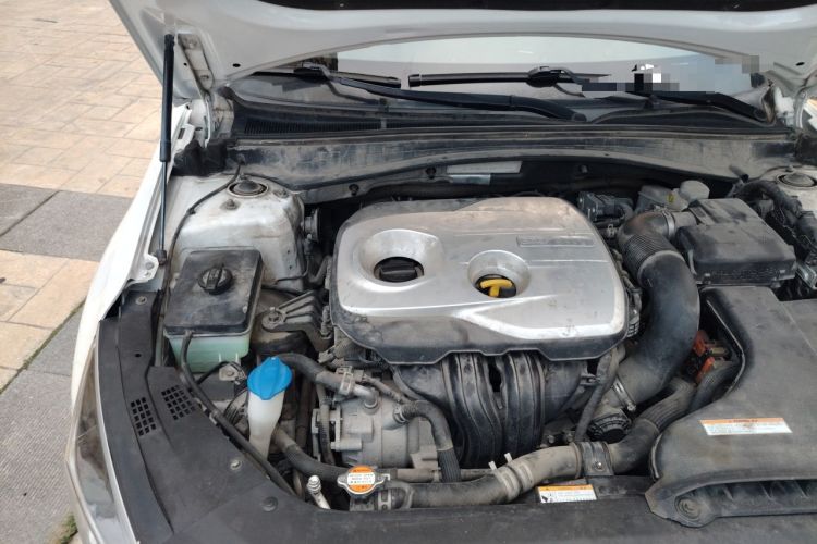 Used Kia K5 New Energy 2018 2.0L Smart Enjoyment Version Engine Bay Right