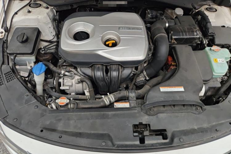 Used Kia K5 New Energy 2018 2.0L ZhiZun Edition Engine Bay