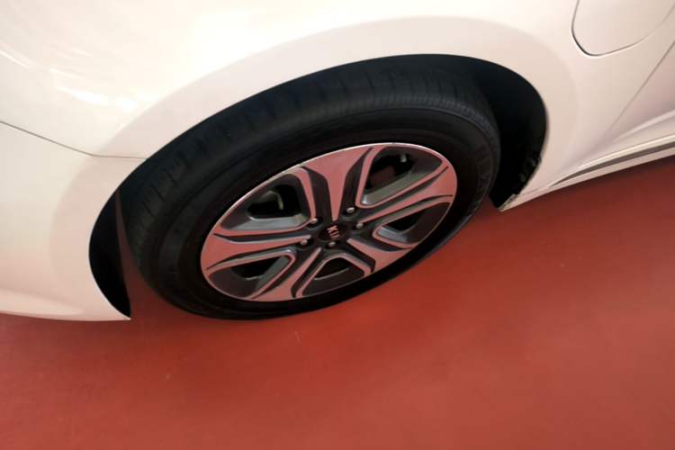 Used Kia K5 New Energy 2018 2.0L Smart Enjoyment Version Exterior 4