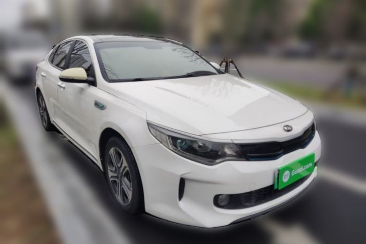Used Kia K5 New Energy 2018 2.0L Smart Enjoyment Version Front Right 45 Deg