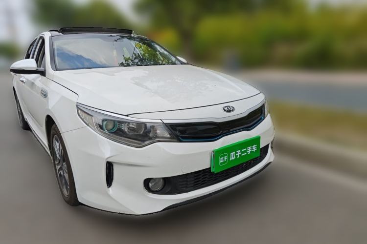Used Kia K5 New Energy 2018 2.0L Smart Enjoyment Version Front Right 45 Deg