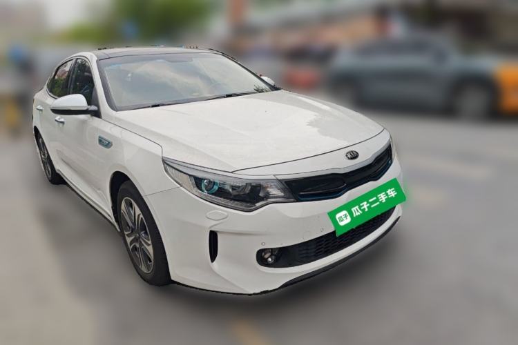 Used Kia K5 New Energy 2018 2.0L ZhiZun Edition Front Right 45 Deg