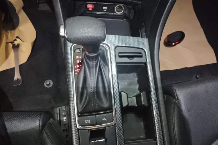 Used Kia K5 New Energy 2018 2.0L Smart Enjoyment Version Gear Lever
