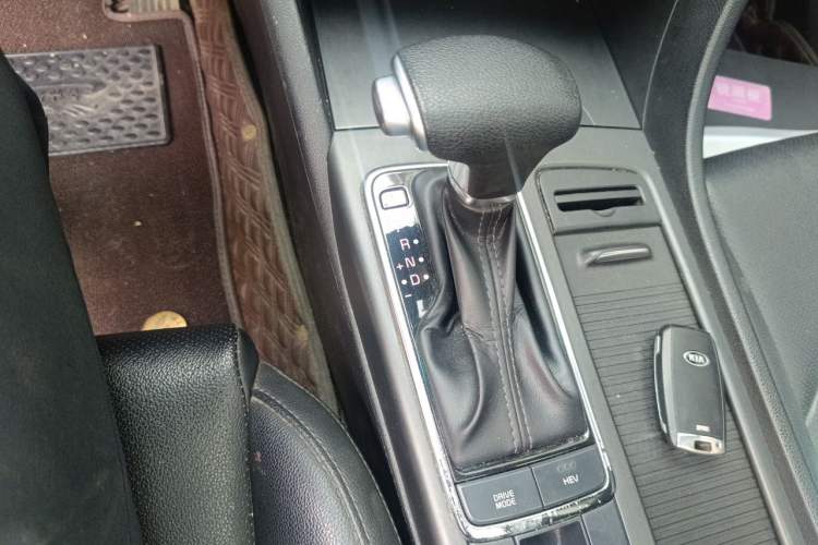 Used Kia K5 New Energy 2018 2.0L Smart Enjoyment Version Gear Lever