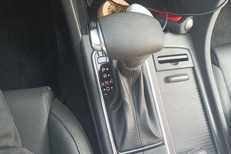 Used Kia K5 New Energy 2018 2.0L Smart Enjoyment Version Gear Lever