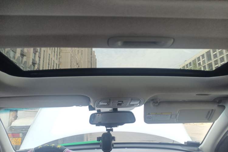 Used Kia K5 New Energy 2018 2.0L Smart Enjoyment Version Headliner