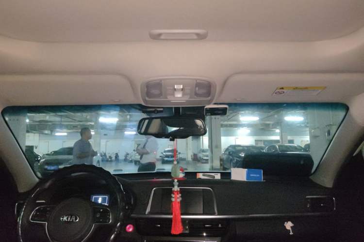 Used Kia K5 New Energy 2018 2.0L Smart Enjoyment Version Headliner