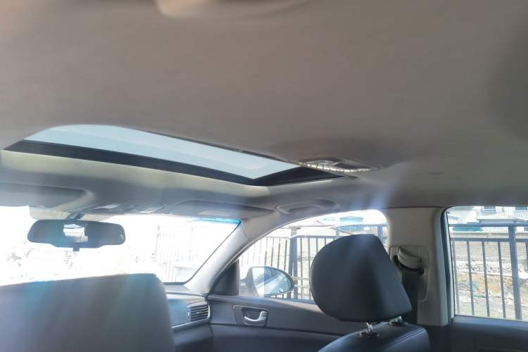 Used Kia K5 New Energy 2018 2.0L Smart Enjoyment Version Headliner