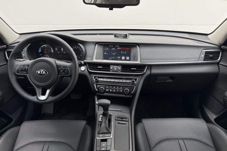 Used Kia K5 New Energy 2018 2.0L Smart Enjoyment Version Interior 3