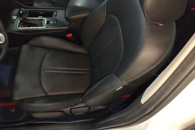 Used Kia K5 New Energy 2018 2.0L Smart Enjoyment Version Left Front Seat